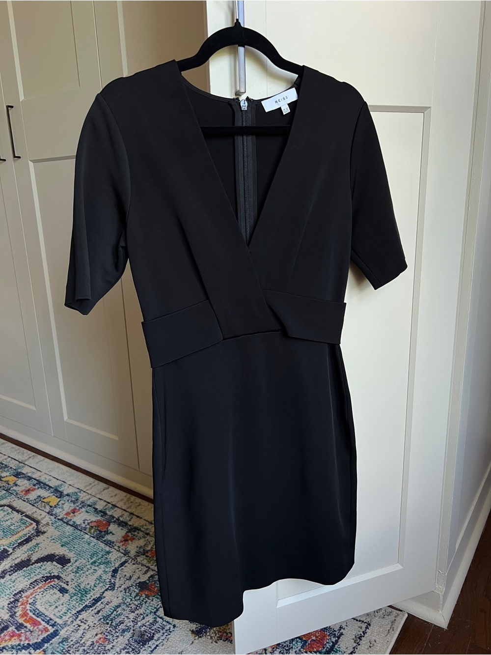 REISS Rebecca Twist-Front Black Dress size 6 beck neck